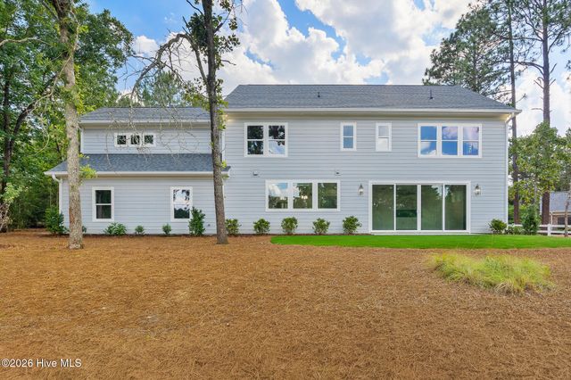 2 Innisbrook Place, Pinehurst, NC 28374
