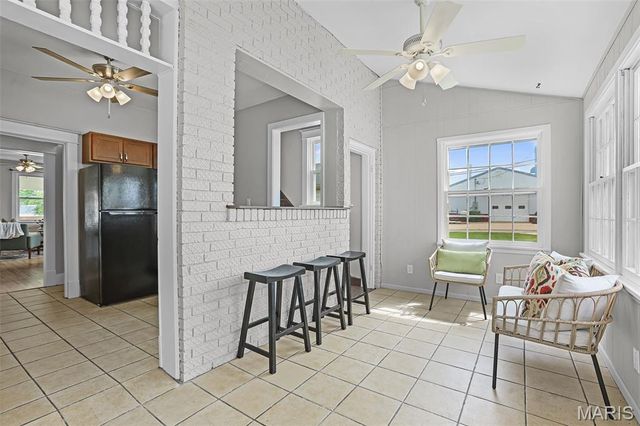 218 4th Avenue, Edwardsville, IL 62025