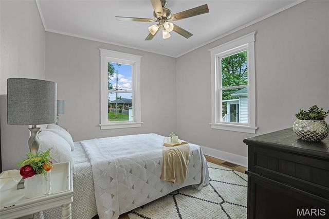 218 4th Avenue, Edwardsville, IL 62025