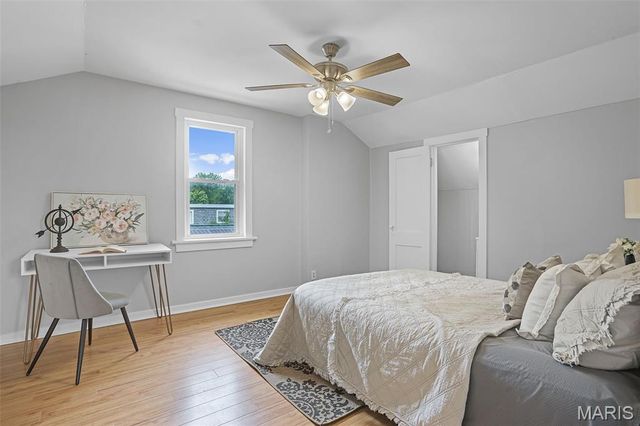 218 4th Avenue, Edwardsville, IL 62025