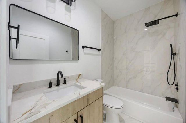 7920 Boy Street Unit B, Houston, TX 77028