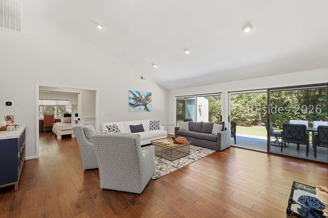 1 Sanderling Ln, Hilton Head Island, SC 29926