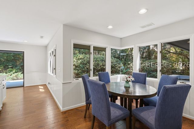 1 Sanderling Ln, Hilton Head Island, SC 29926