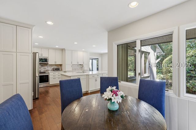 1 Sanderling Ln, Hilton Head Island, SC 29926
