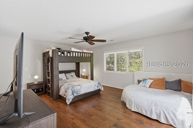 1 Sanderling Ln, Hilton Head Island, SC 29926