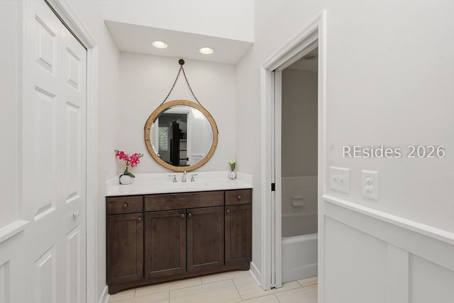 1 Sanderling Ln, Hilton Head Island, SC 29926