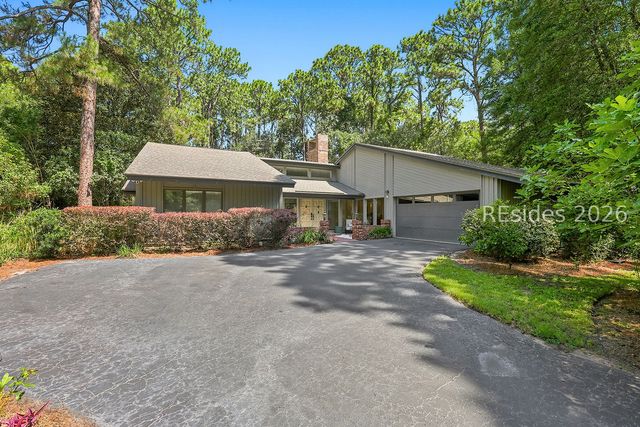 1 Sanderling Ln, Hilton Head Island, SC 29926