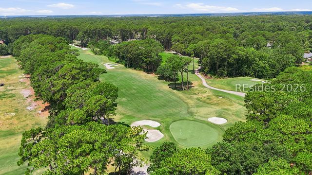 1 Sanderling Ln, Hilton Head Island, SC 29926