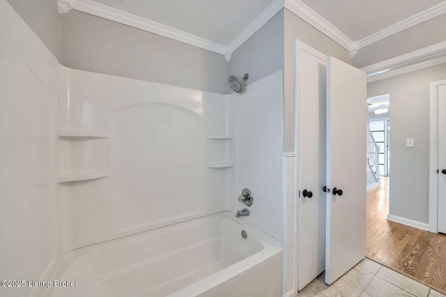 4324 Foeburn Ln, Louisville, KY 40207