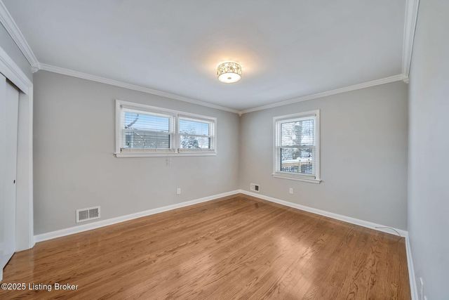 4324 Foeburn Ln, Louisville, KY 40207