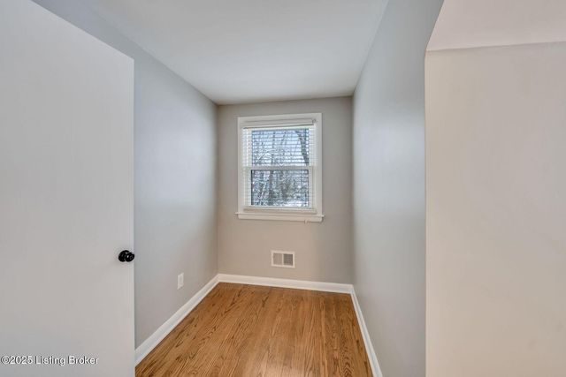 4324 Foeburn Ln, Louisville, KY 40207