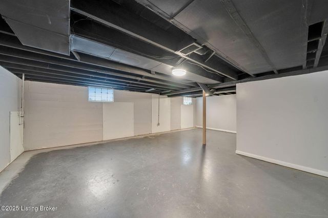 4324 Foeburn Ln, Louisville, KY 40207