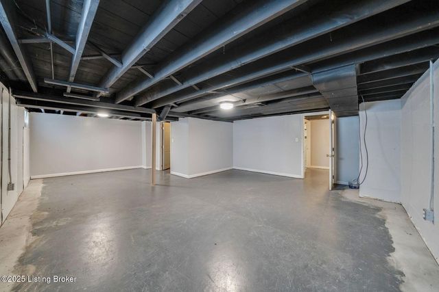 4324 Foeburn Ln, Louisville, KY 40207