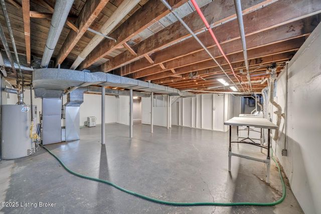 4324 Foeburn Ln, Louisville, KY 40207