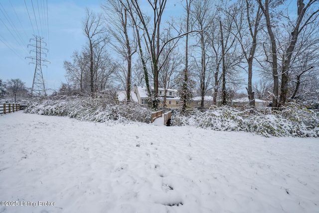 4324 Foeburn Ln, Louisville, KY 40207