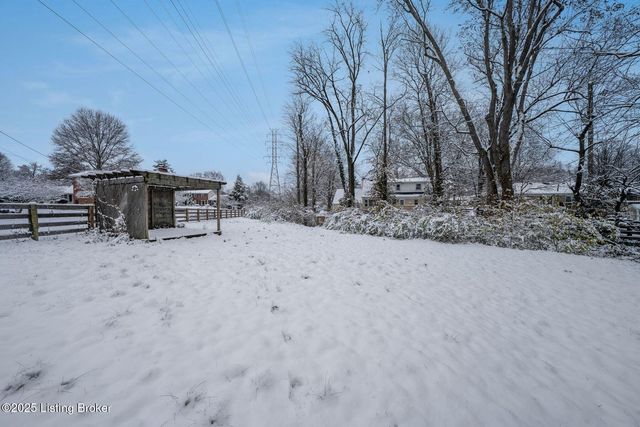 4324 Foeburn Ln, Louisville, KY 40207