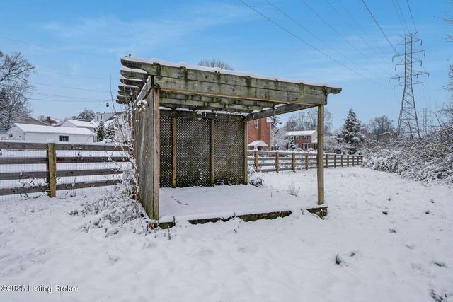 4324 Foeburn Ln, Louisville, KY 40207