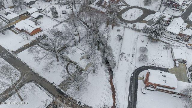 4324 Foeburn Ln, Louisville, KY 40207