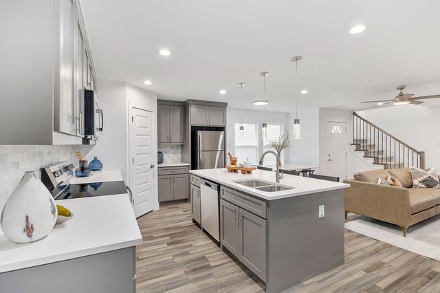 1611 Hudspeth Avenue, Dallas, TX 75216