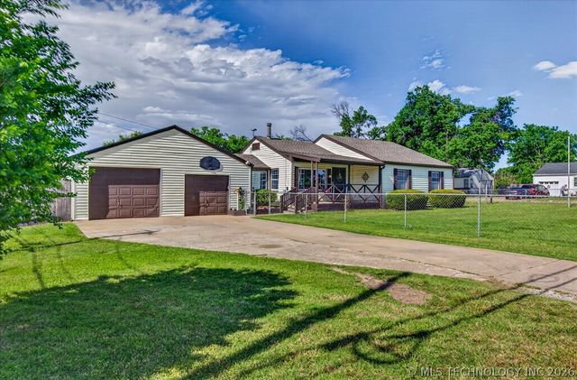 4318 Michigan Street, Bartlesville, OK 74006