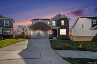 58543 Navarra Drive, South Lyon, MI 48178