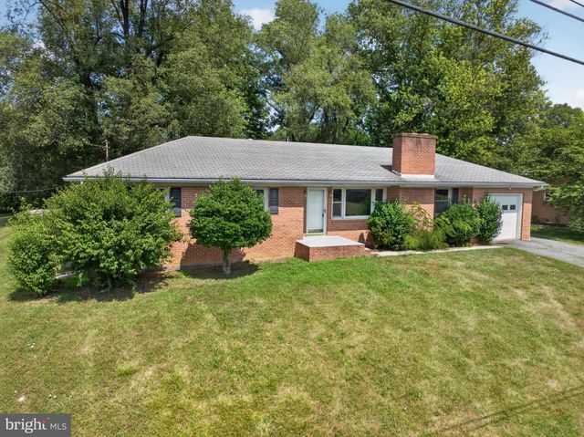 142 TAMMY LN, Martinsburg, WV 25405