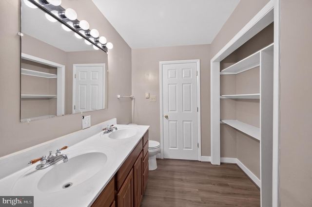 142 TAMMY LN, Martinsburg, WV 25405
