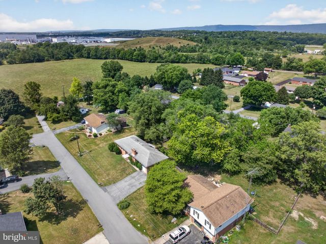 142 TAMMY LN, Martinsburg, WV 25405