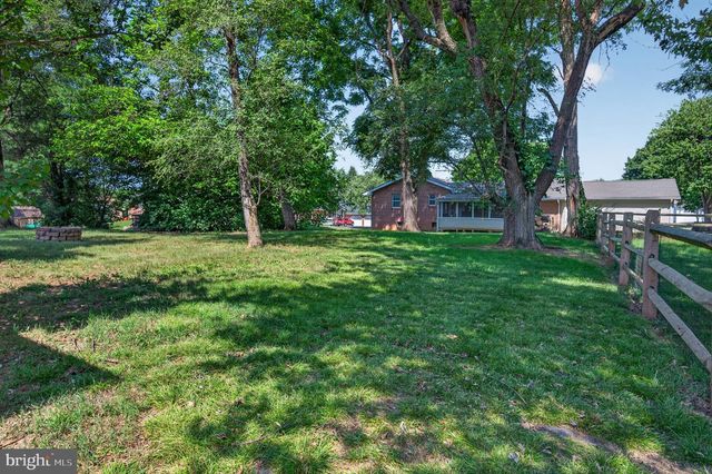 142 TAMMY LN, Martinsburg, WV 25405