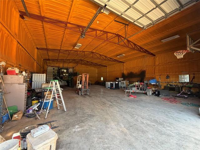 21321 E 1290 Road, Sentinel, OK 73664