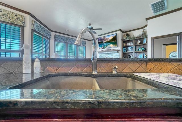 21321 E 1290 Road, Sentinel, OK 73664