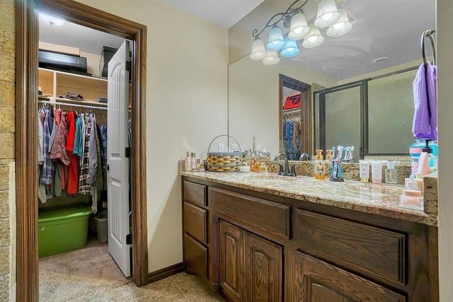 21321 E 1290 Road, Sentinel, OK 73664