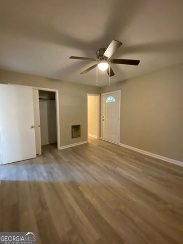 2342 Airport Drive A, Athens, GA 30605