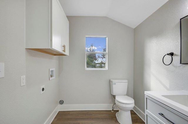 301 S Ponsard, Troup, TX 75789