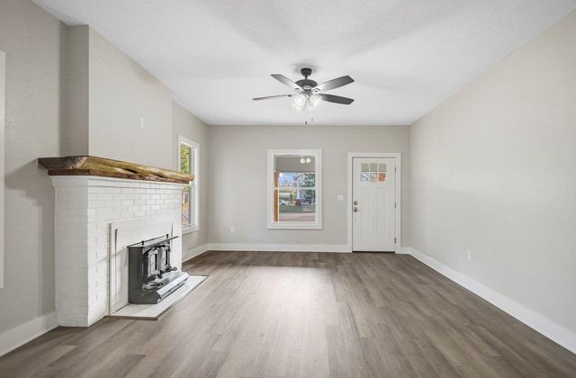 301 S Ponsard, Troup, TX 75789