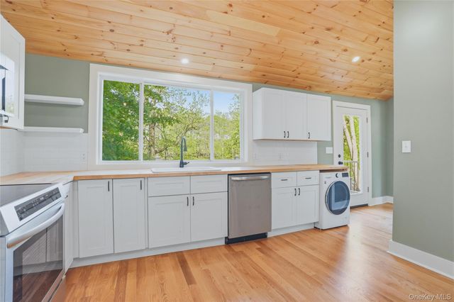310 Glenerie Boulevard, Saugerties, NY 12477