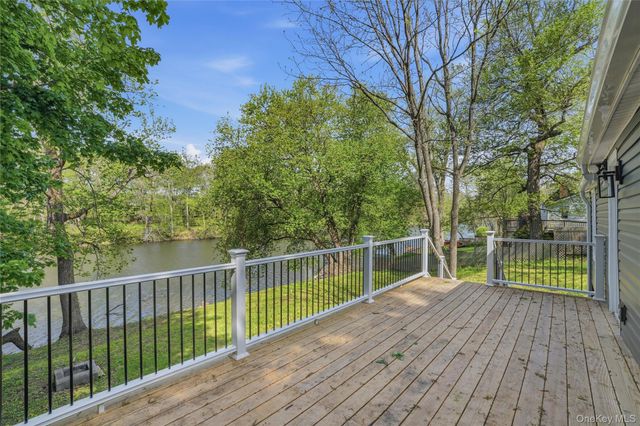 310 Glenerie Boulevard, Saugerties, NY 12477