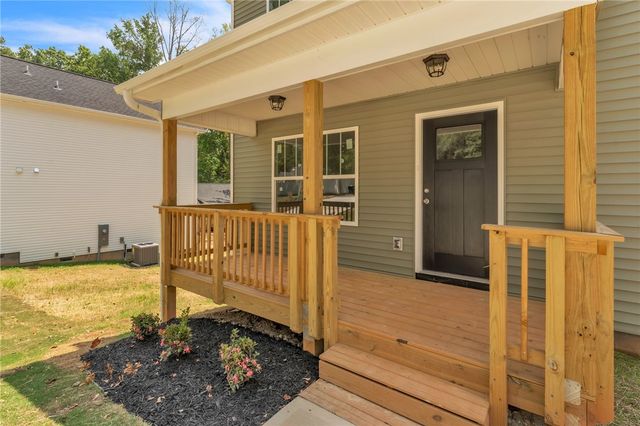 400 Woodland Circle, Belton, SC 29627