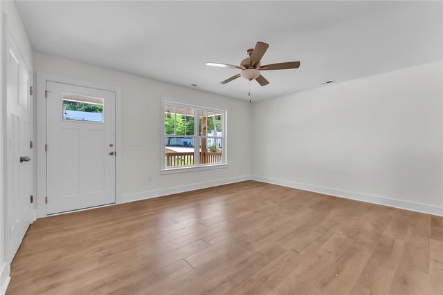 400 Woodland Circle, Belton, SC 29627