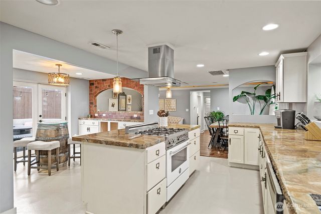 2902 N Orchard, Tacoma, WA 98407