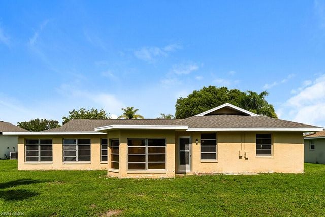 3105 SE 8th AVE, Cape Coral, FL 33904