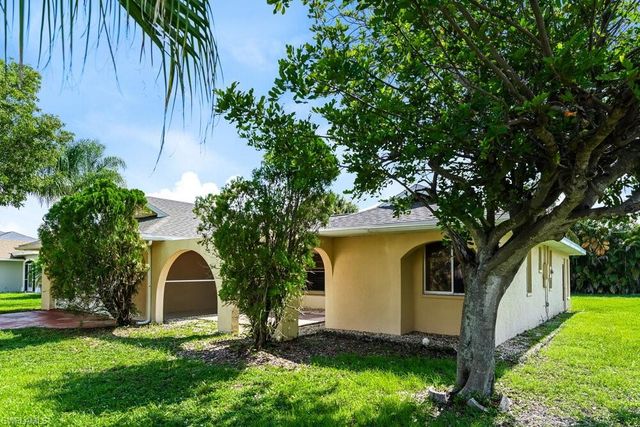 3105 SE 8th AVE, Cape Coral, FL 33904