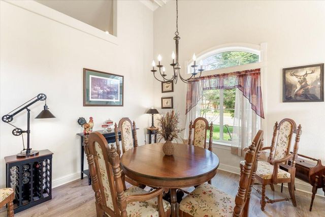 4302 Yellowstone Drive, Redding, CA 96002