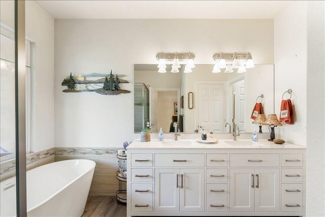 4302 Yellowstone Drive, Redding, CA 96002