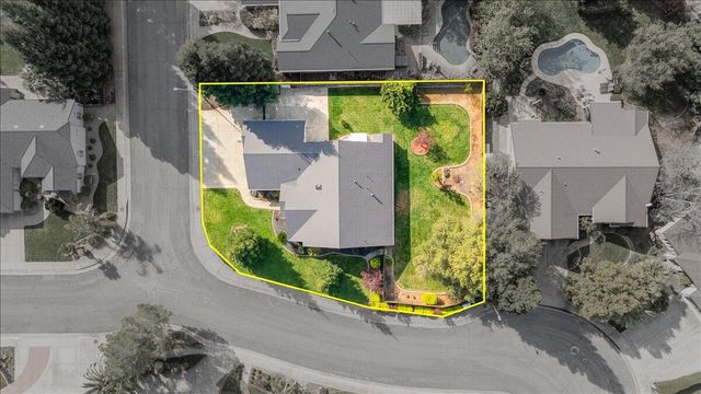 4302 Yellowstone Drive, Redding, CA 96002