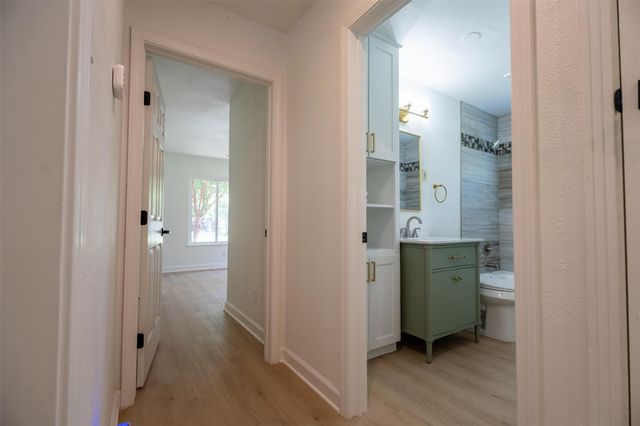 1613 Glencrest DR, Austin, TX 78723