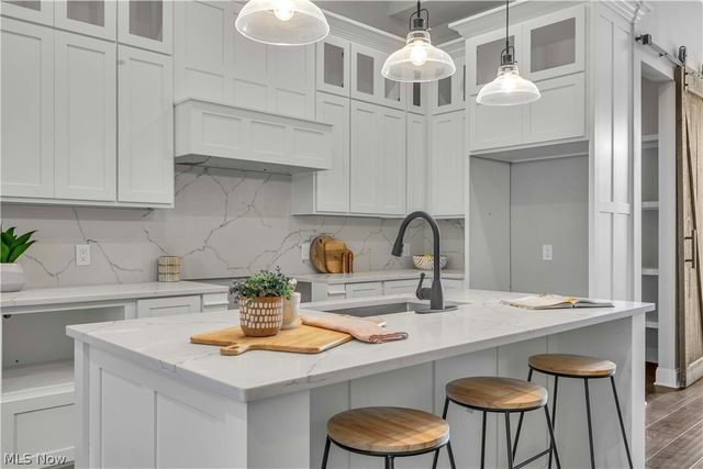 2130 W 42nd Street 2, Cleveland, OH 44113