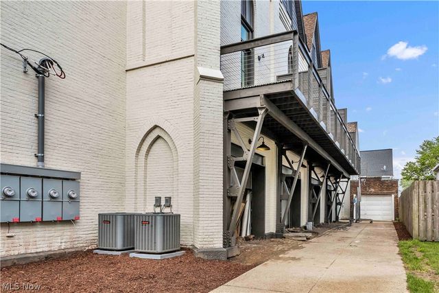 2130 W 42nd Street 2, Cleveland, OH 44113