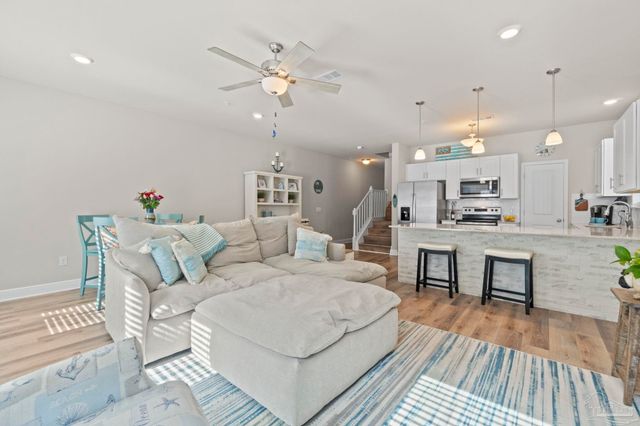 9808 Nature Creek Blvd, Pensacola, FL 32526