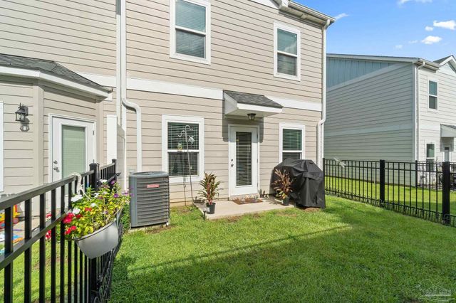 9808 Nature Creek Blvd, Pensacola, FL 32526